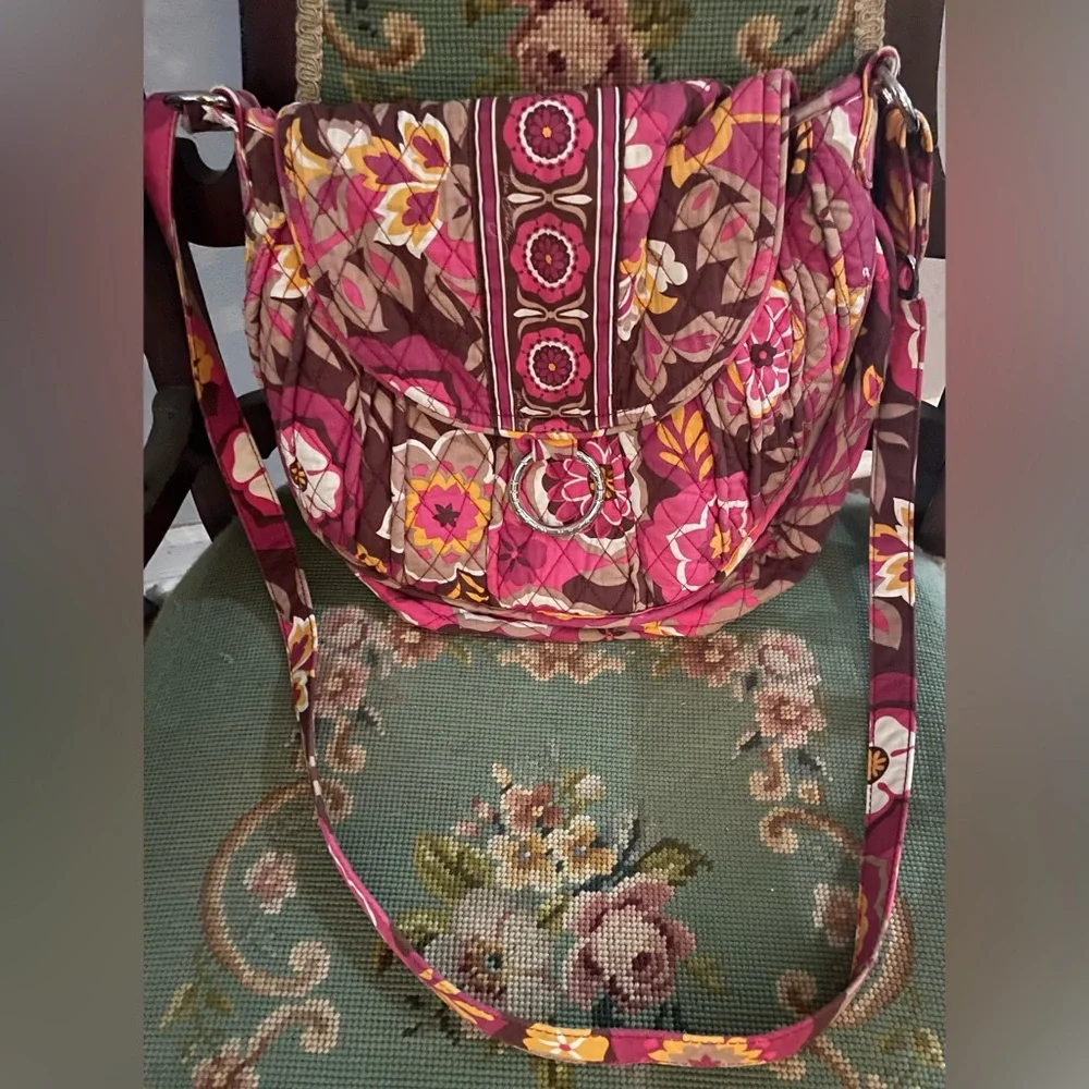 Vera Bradley  Carnaby Saddle Up Purse. Crossbody Retired  Excellent Condition - Picture 6 of 7